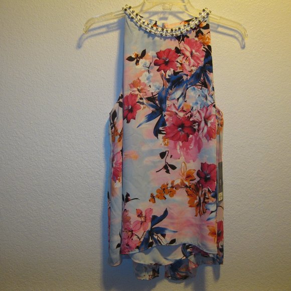 Jennifer Lopez  Top.  Size M.  New - Picture 1 of 16